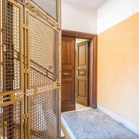 بيت للعطل B House - Luxury Trastevere